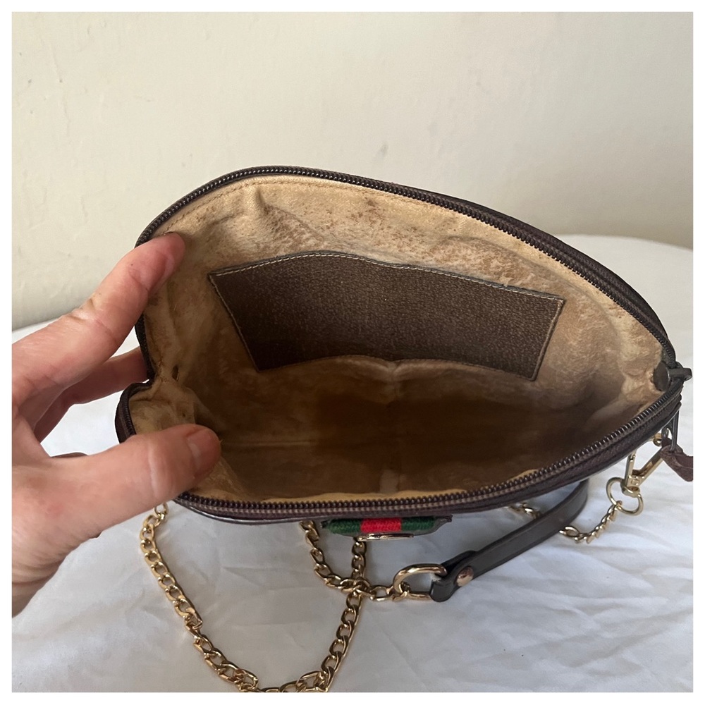 Authentic Gucci Women Cross body Bag - Picture 6 of 10